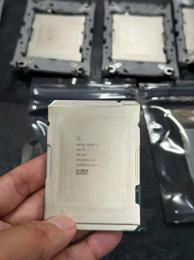 Electronic components tray stock