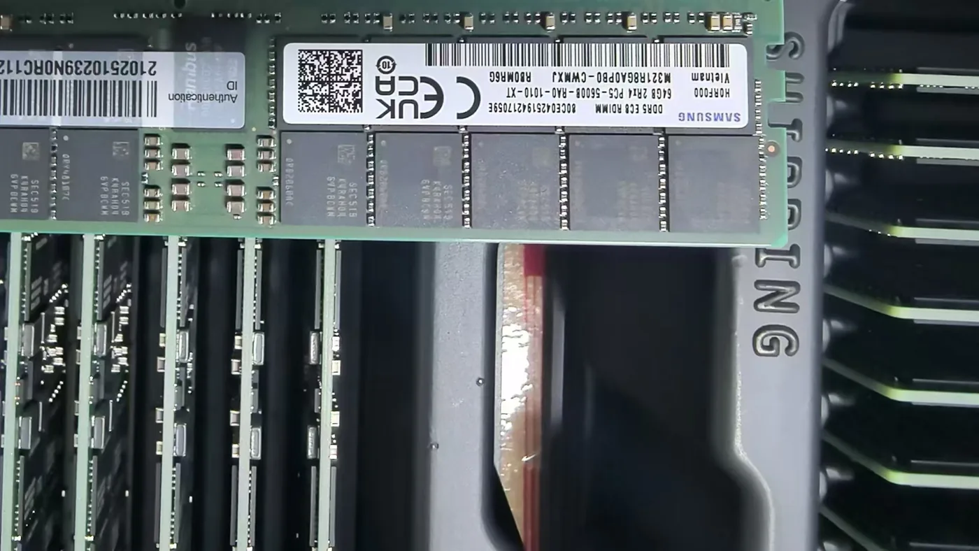 Memory module stock tray